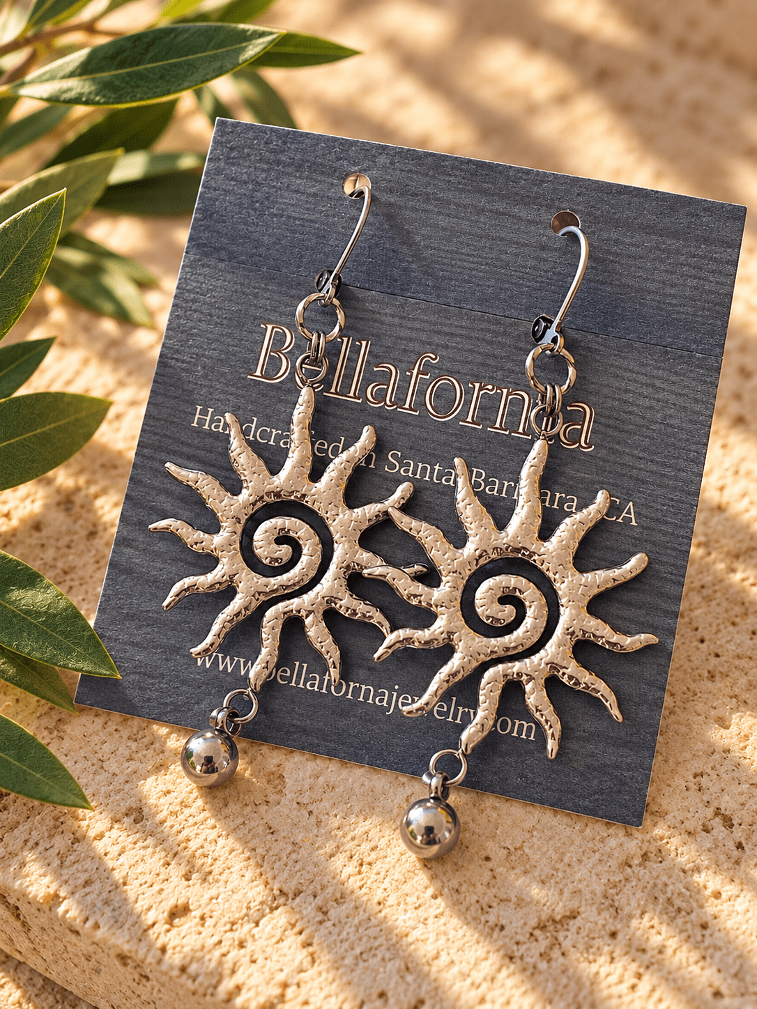 HAMMERED SUN EARRINGS - Honeysuckle & Sparrow